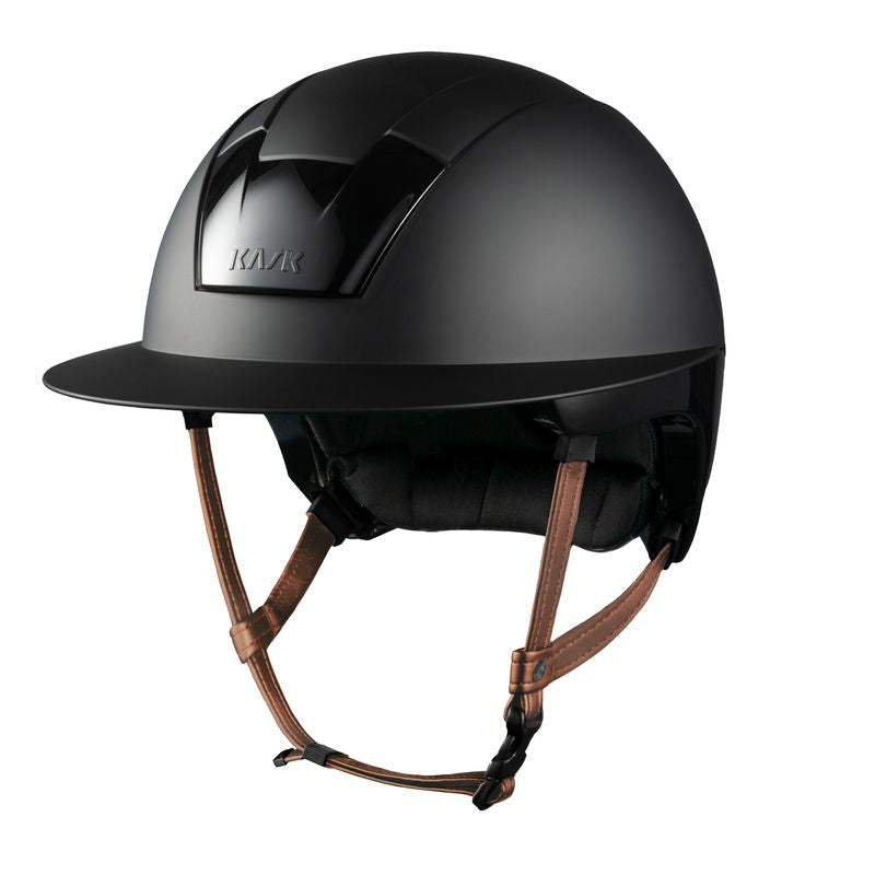 Casco Kask Kooki Lady con barboquejo marrón