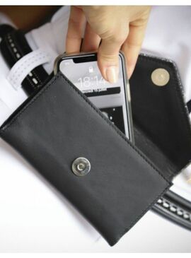 Estuche Penelope “Phone Pocket” Negro